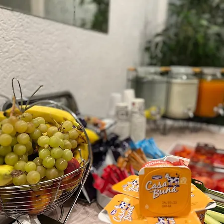 호텔 Elizeu 부쿠레슈티