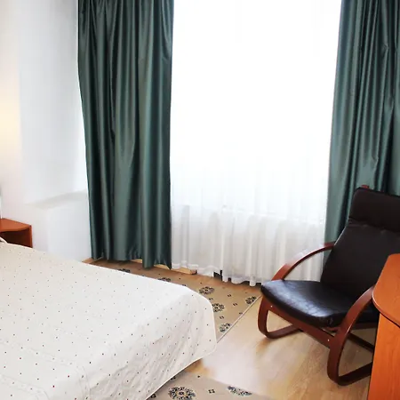 Otel Elizeu Bükreş