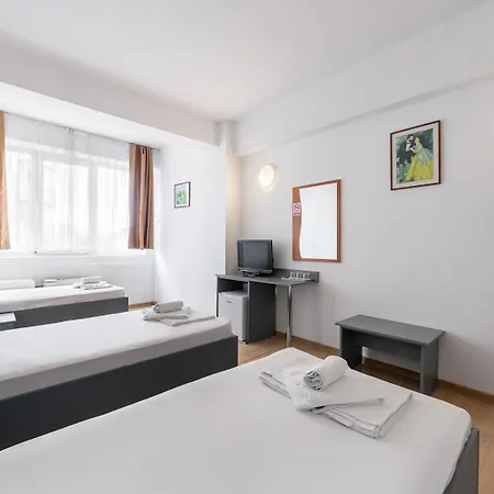 Elizeu Hotel