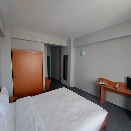 Elizeu Hotel